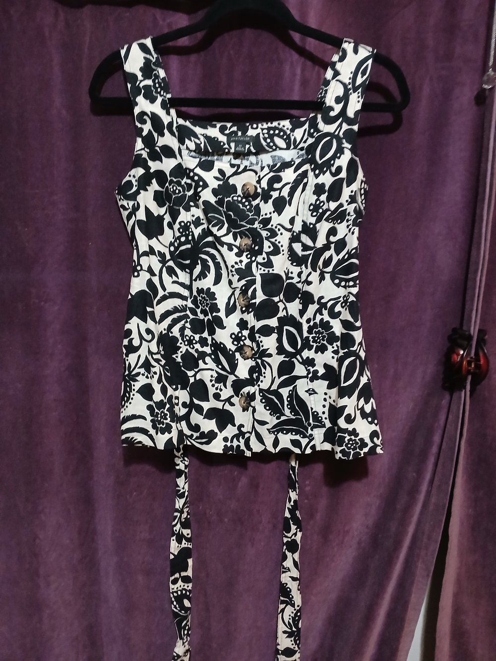 Ann Taylor Black and White Floral Tie-Back Camisole